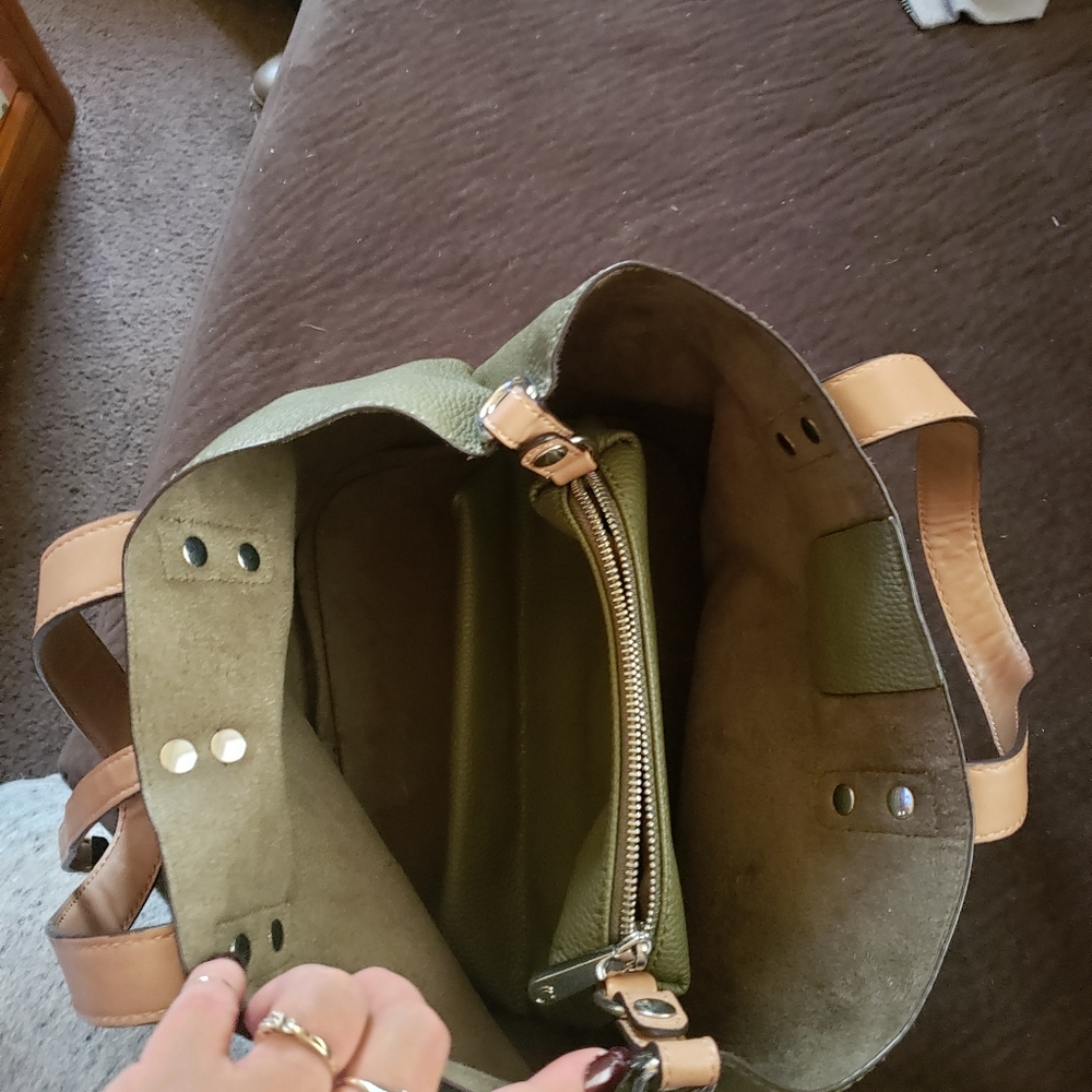 Purse - Picture 2 of 3